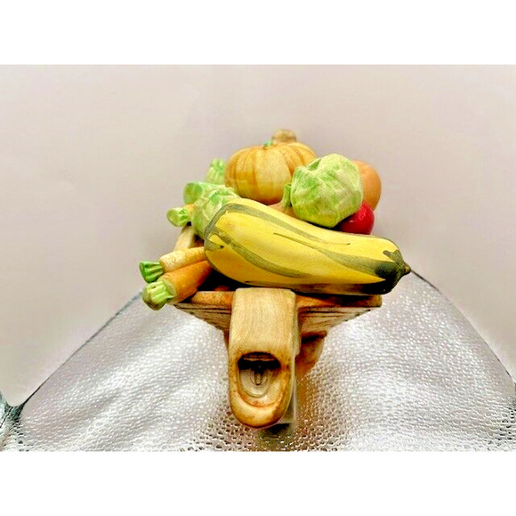 The Tea Pottery Vegetables Cart -Handmade & Painted in ENGLAND - Picture 4 of 11
